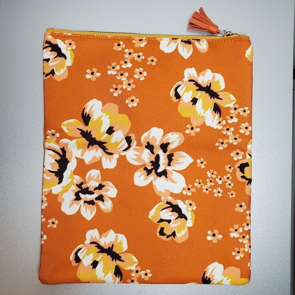 Rachel Pally Reversible Clutch – Orange Floral Pattern / Marigold - Picture 3 of 5